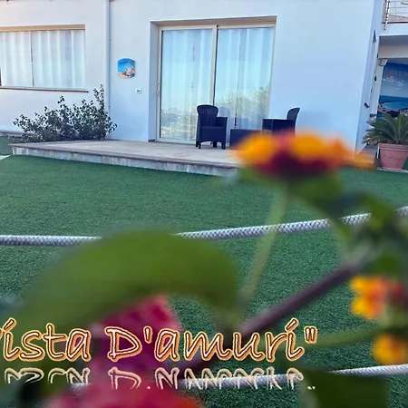 Vista D'amuri Nyaraló